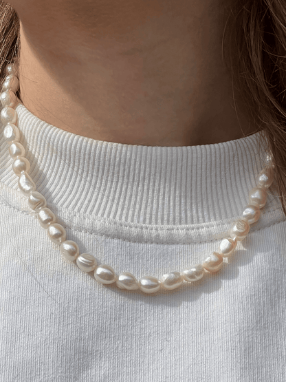 Easy Clasp Pearl Necklace