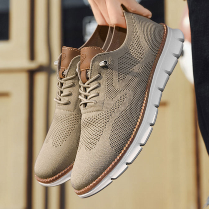 Maverick | Men's Walking Shoes